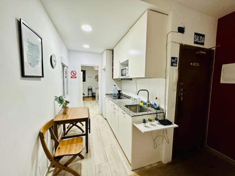 Rooms In Madrid Downtown Εξωτερικό φωτογραφία